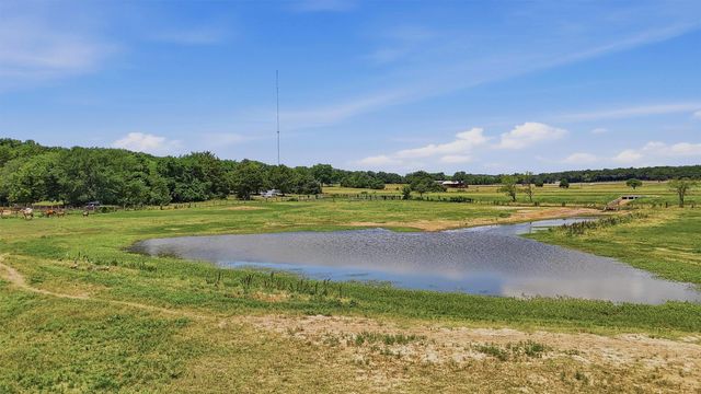 7154 E Fm 922, Valley View, TX 76272
