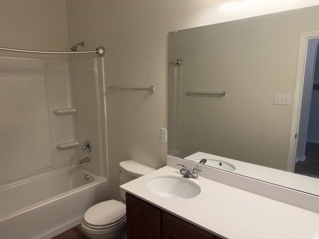 1601 Abbot CV, Leander, TX 78641