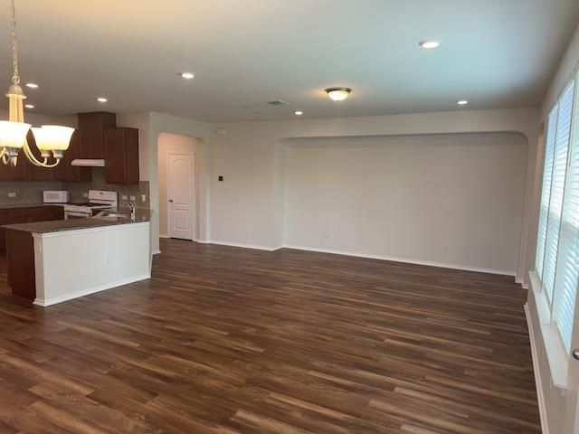 1601 Abbot CV, Leander, TX 78641