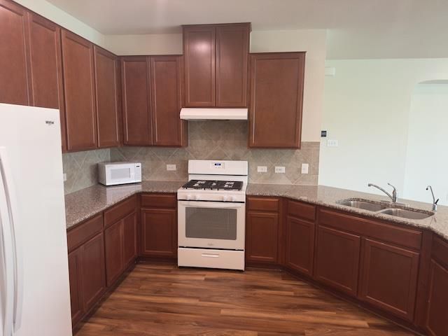 1601 Abbot CV, Leander, TX 78641