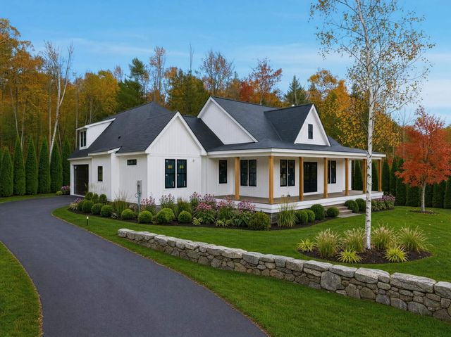 1 Jaytee Drive, Alton, NH 03809