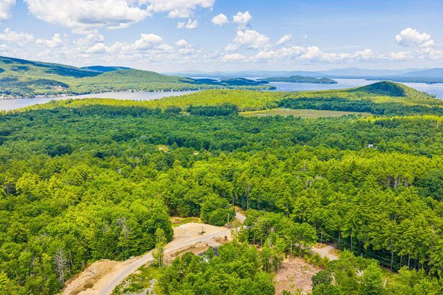 1 Jaytee Drive, Alton, NH 03809
