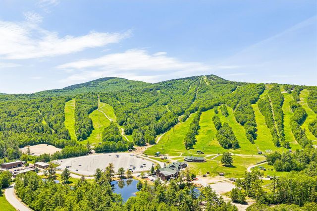 1 Jaytee Drive, Alton, NH 03809