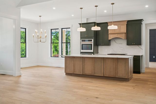 1 Jaytee Drive, Alton, NH 03809