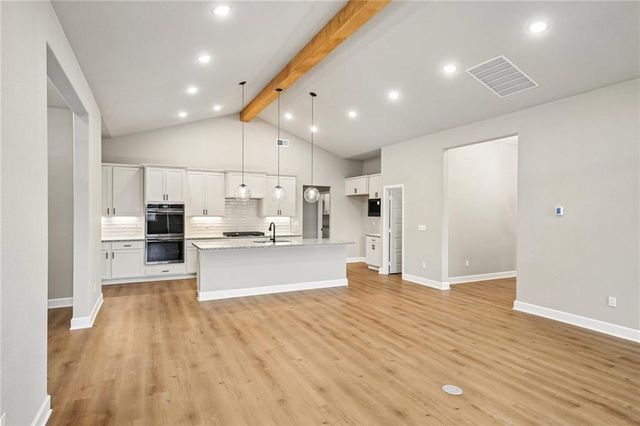 12920 Sewell Avenue, Kansas City, KS 66109