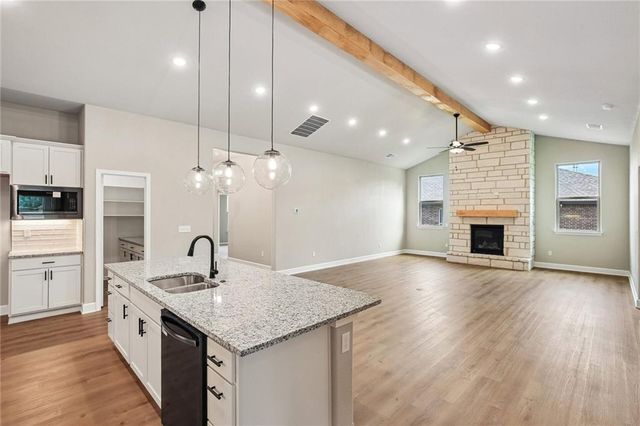 12920 Sewell Avenue, Kansas City, KS 66109