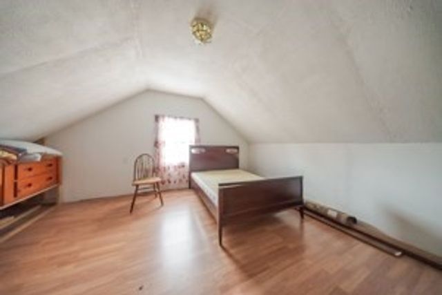 52 Herman St, Springfield, MA 01108