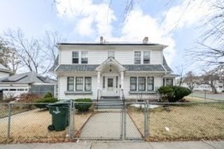 52 Herman St, Springfield, MA 01108