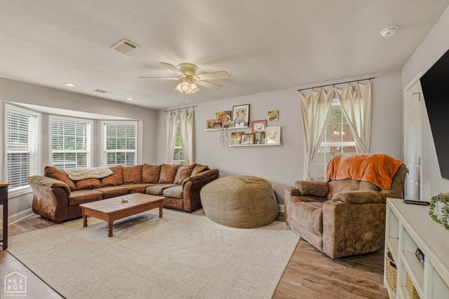 812 W Nettleton Avenue, Jonesboro, AR 72401