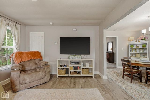 812 W Nettleton Avenue, Jonesboro, AR 72401