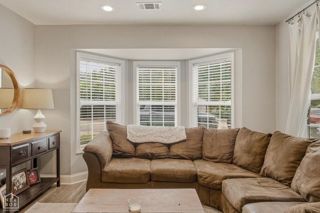 812 W Nettleton Avenue, Jonesboro, AR 72401