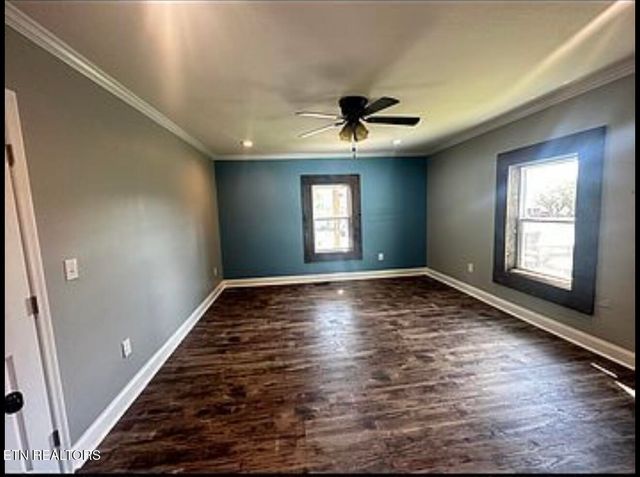 120 7th St, Calhoun, TN 37309