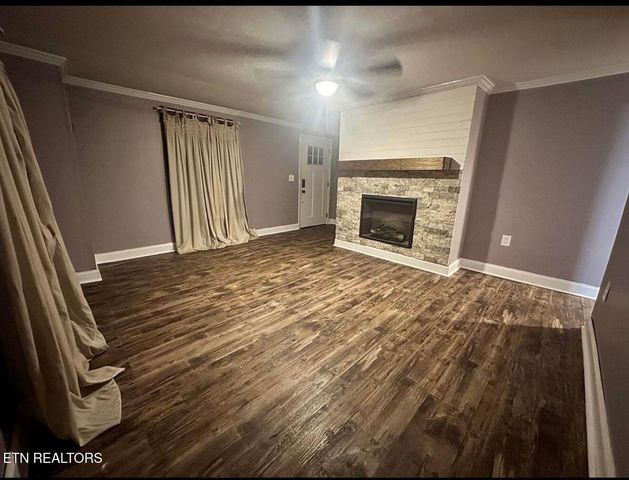 120 7th St, Calhoun, TN 37309