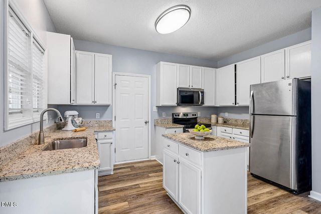 1403 Big Leaf Loop, Apex, NC 27502
