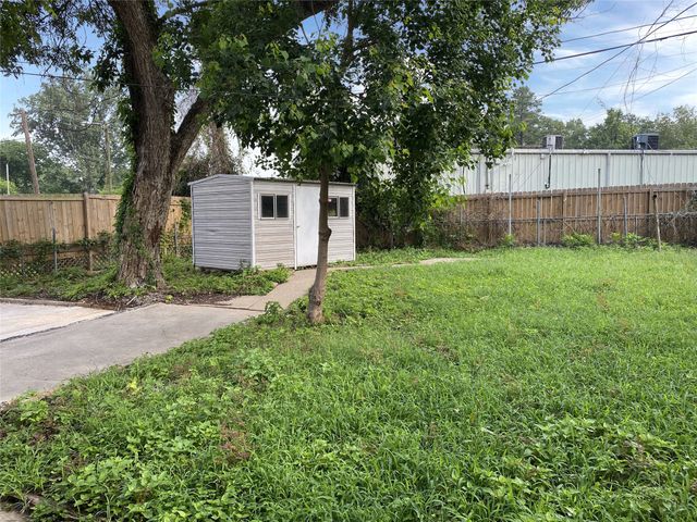 3658 Bellaire Avenue, Shreveport, LA 71109