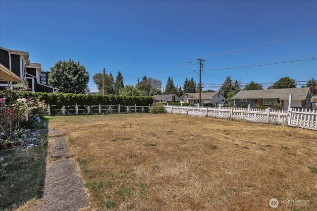 3039 S 200th Street, Seatac, WA 98198