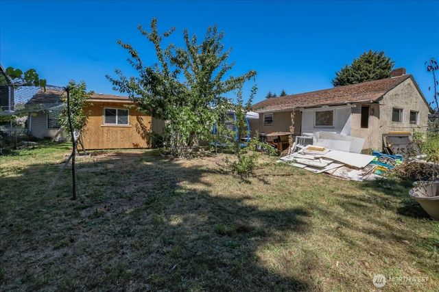 3039 S 200th Street, Seatac, WA 98198