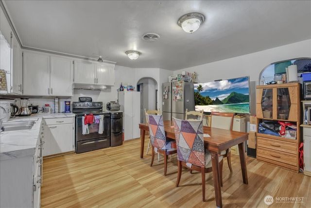 3039 S 200th Street, Seatac, WA 98198