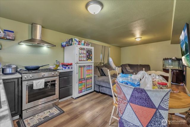 3039 S 200th Street, Seatac, WA 98198
