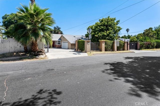 14319 Valerio Street, Van Nuys, CA 91405
