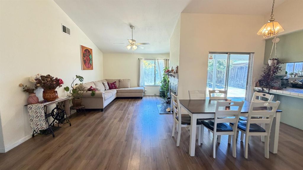 4504 Endicott Dr, Salida, CA 95368