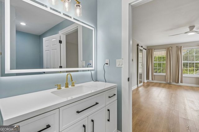 32 Quail Run, Hoschton, GA 30548