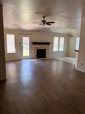 1029 Morrison Drive, Fort Worth, TX 76120