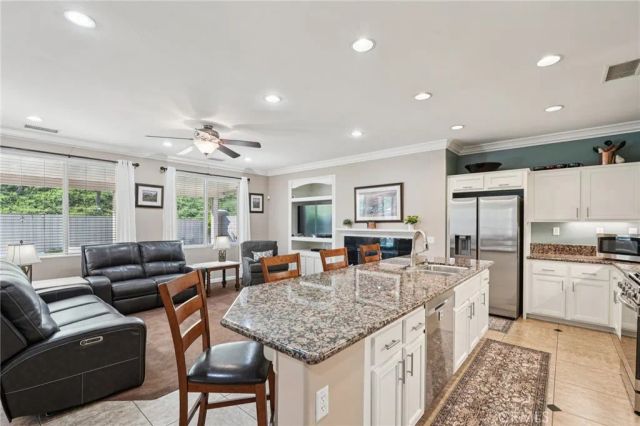 34189 Hillside Drive, Lake Elsinore, CA 92532