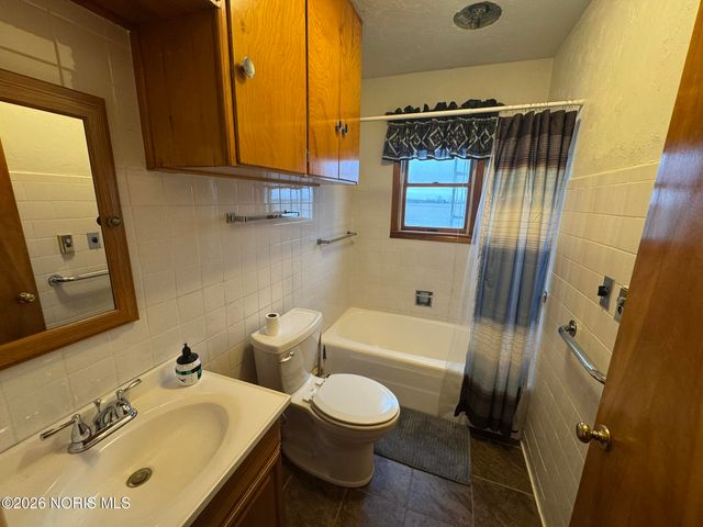 5908 Kramer Road, Edgerton, OH 43517