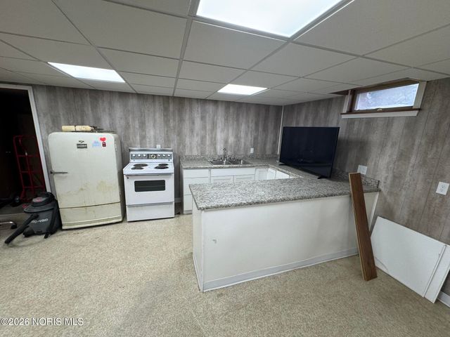 5908 Kramer Road, Edgerton, OH 43517