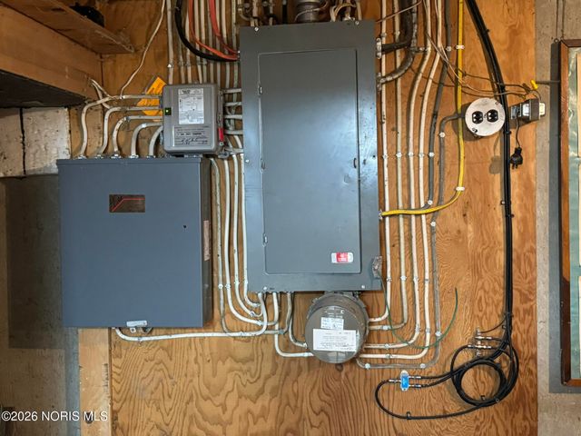 5908 Kramer Road, Edgerton, OH 43517