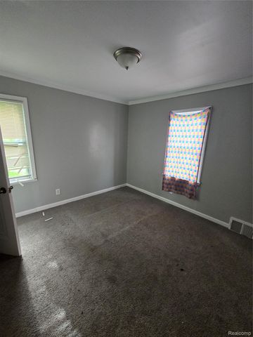 18108 Waltham Street, Detroit, MI 48205