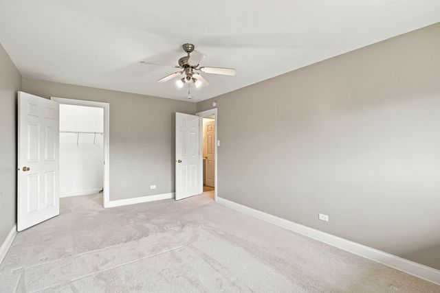 680 Marilyn Avenue 210, Glendale Heights, IL 60139