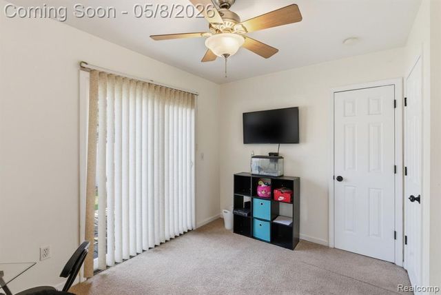 19725 Kingsville Street, Harper Woods, MI 48225