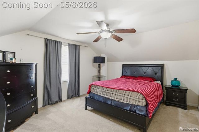 19725 Kingsville Street, Harper Woods, MI 48225