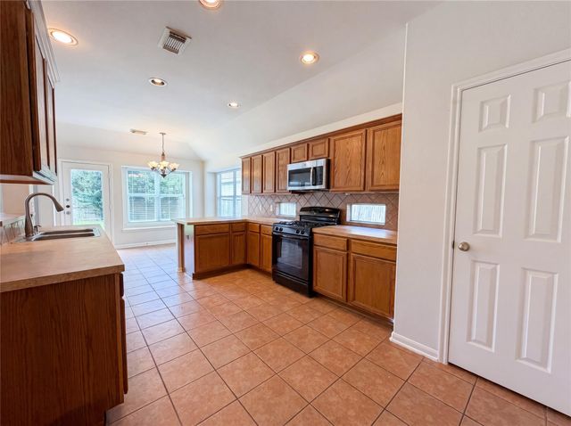 6843 Tammany Manor Lane, Spring, TX 77379