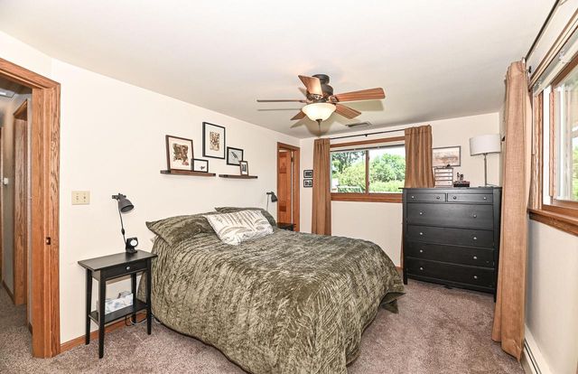 7622 Fielding LANE, Greendale, WI 53129