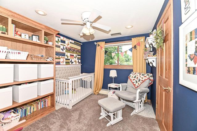 7622 Fielding LANE, Greendale, WI 53129