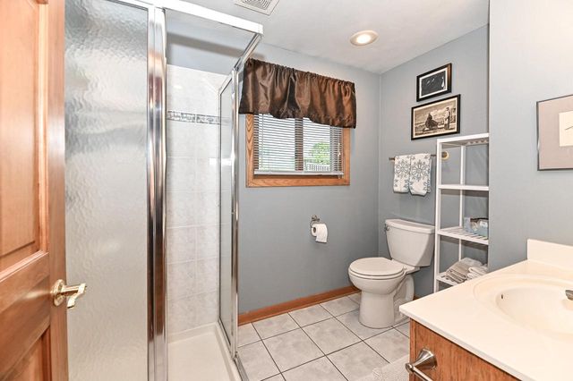 7622 Fielding LANE, Greendale, WI 53129