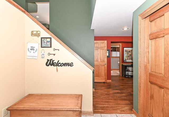 7622 Fielding LANE, Greendale, WI 53129
