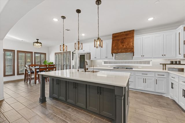 7720 Falcon Ridge Road, Denton, TX 76208