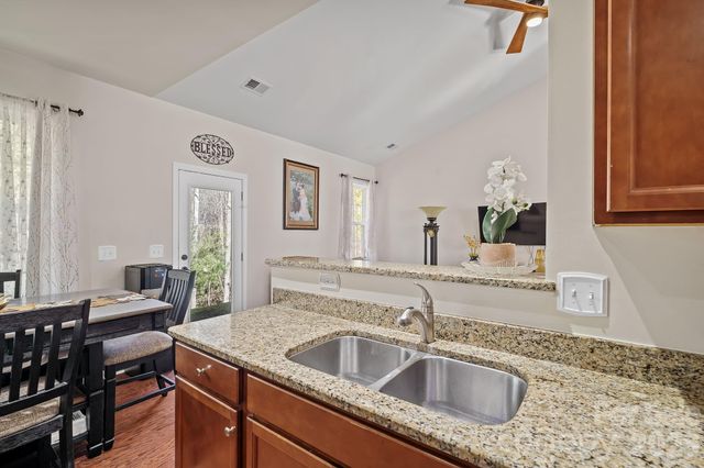 136 Grove End Road, Fletcher, NC 28732