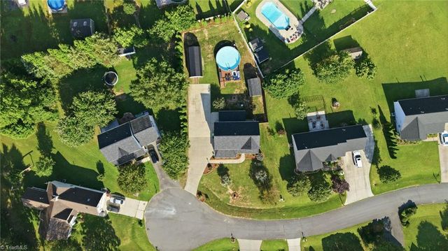 125 Hartman Branch Lane, Winston-salem, NC 27127