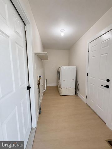 19 EDDINGTON LN, Willingboro, NJ 08046