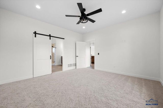 1632 OAK CREST CT, Spearfish, SD 57783