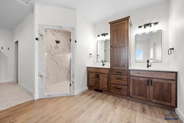 1632 OAK CREST CT, Spearfish, SD 57783