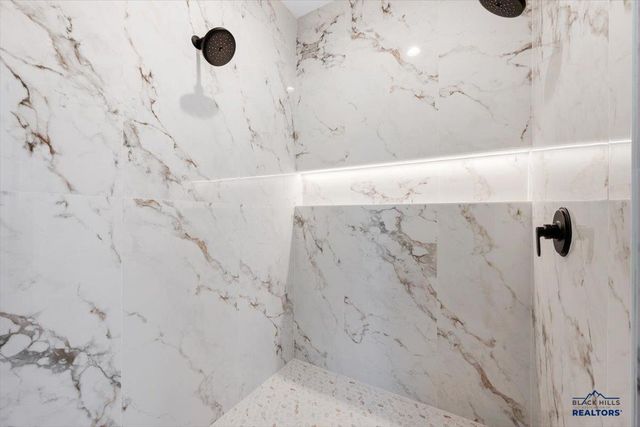 1632 OAK CREST CT, Spearfish, SD 57783