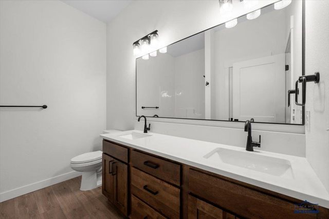 1632 OAK CREST CT, Spearfish, SD 57783