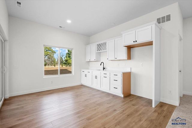 1632 OAK CREST CT, Spearfish, SD 57783