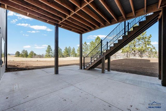 1632 OAK CREST CT, Spearfish, SD 57783